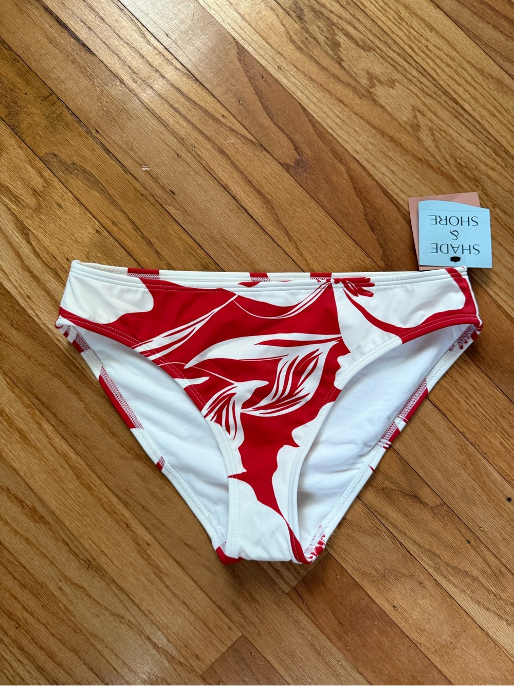 NEW WITH TAGS Shade & Shore Red & White Floral Bikini Bottom from Target Size S